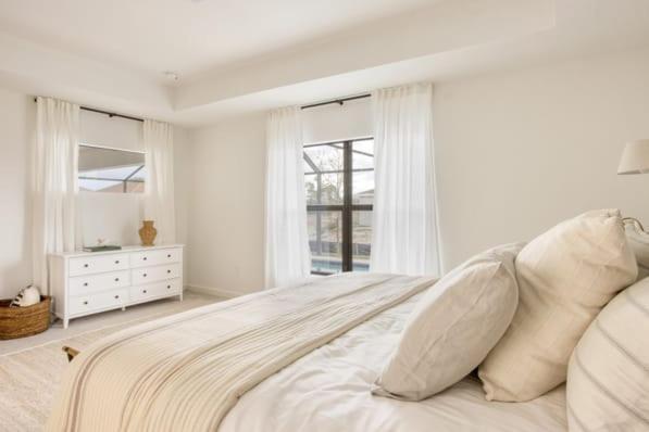 Sunscape Retreat